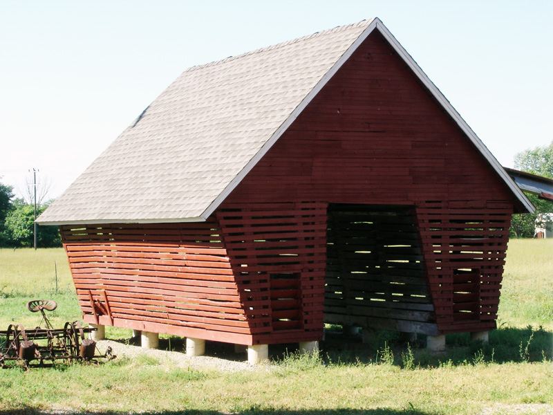 corn-crib-house-plans