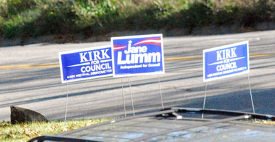 Signs for both Ward 2 Ann Arbor city council candidates were placed at the entrance to the Ann Arbor Community Center on North Main Street where the Ann Arbor Democratic Party held its meeting.