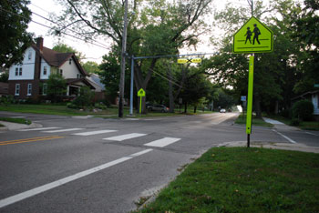  Looking west crosswalk of Liberty at Crest